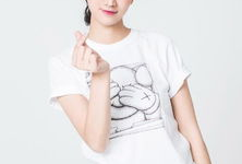 网红pk明星,网络红人与影视巨星巅峰对决