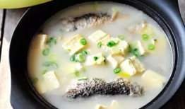 芝麻豆腐汤怎么做好吃,家常美味，营养滋补的完美融合