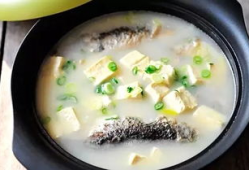 芝麻豆腐汤怎么做好吃,家常美味，营养滋补的完美融合